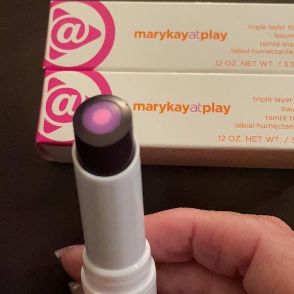 Mary Kay @Play Triple Layer Tinted Balm-Plum - Picture 2 of 2